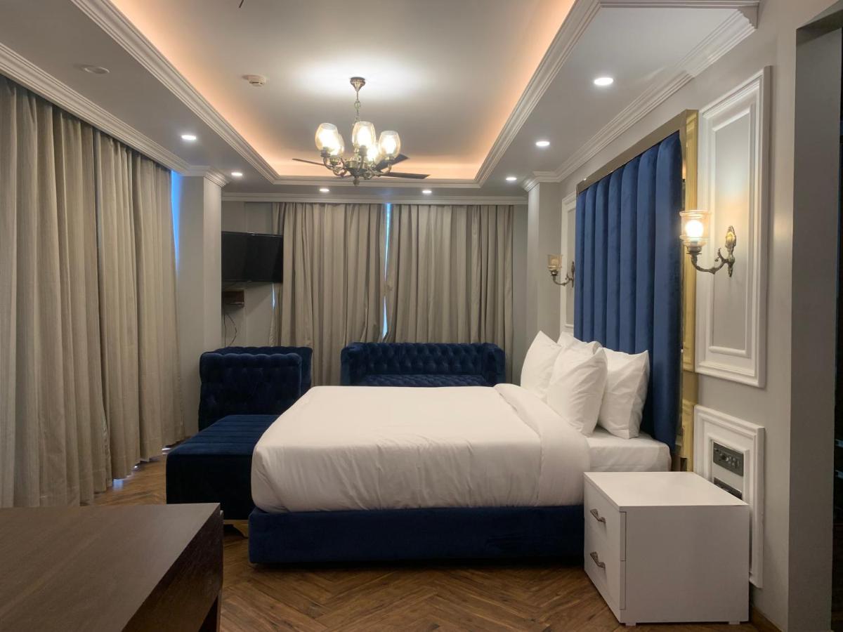 Claret Inn & Suite Далхаузи Экстерьер фото